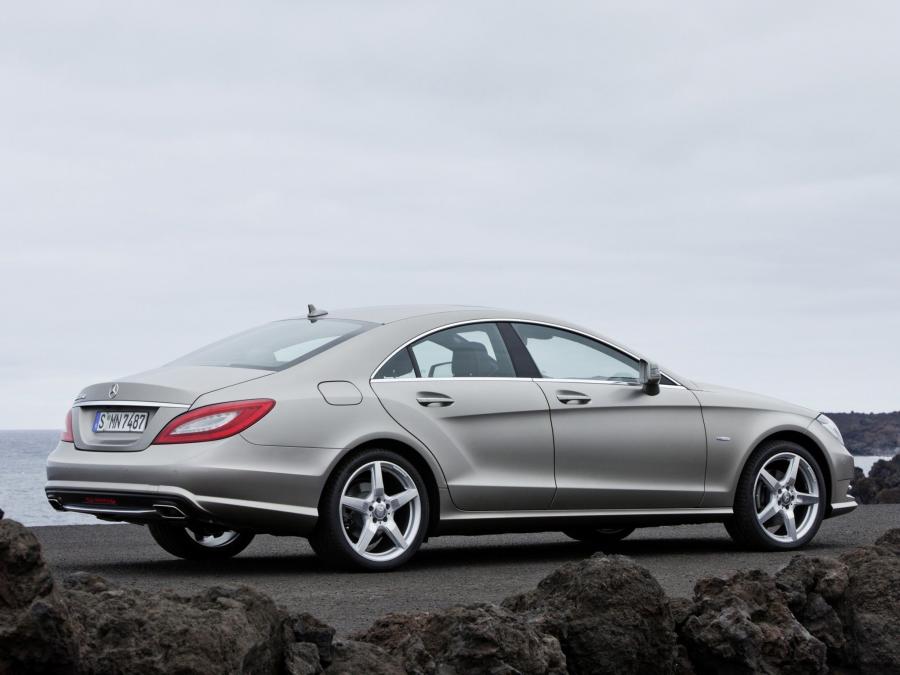  Mercedes-Benz CLS350 AMG Sports Package 2010 года  (фото 6 из 28)